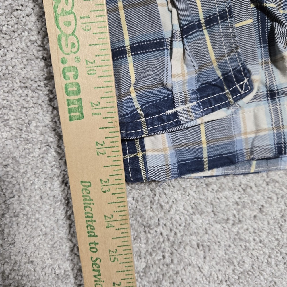 Abercrombie & Fitch Men's Heavyweight Blue Plaid Cargo Shorts - Picture 7 of 10